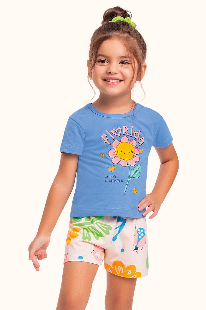 Conjunto blusa e short em meia malha florido