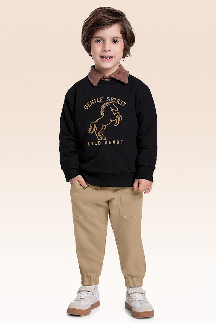 Conjunto blusão e calça em moletom