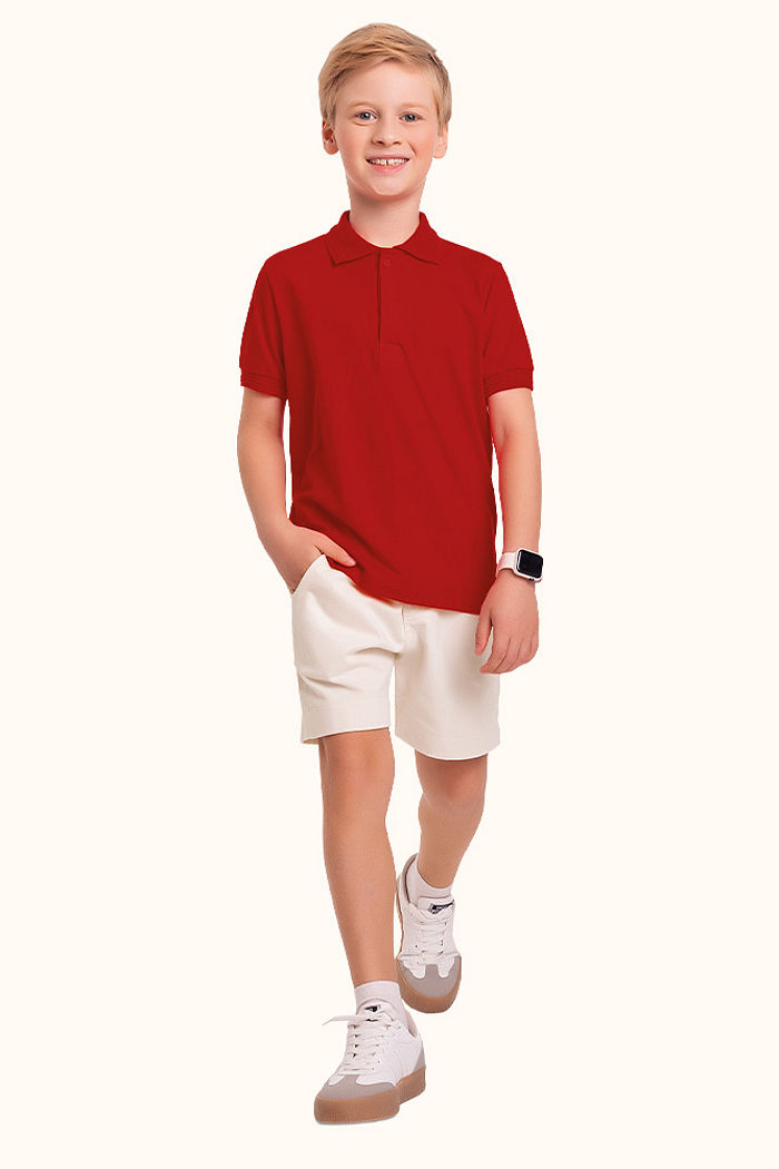 Conjunto camisa polo em meia malha e bermuda em sarja.