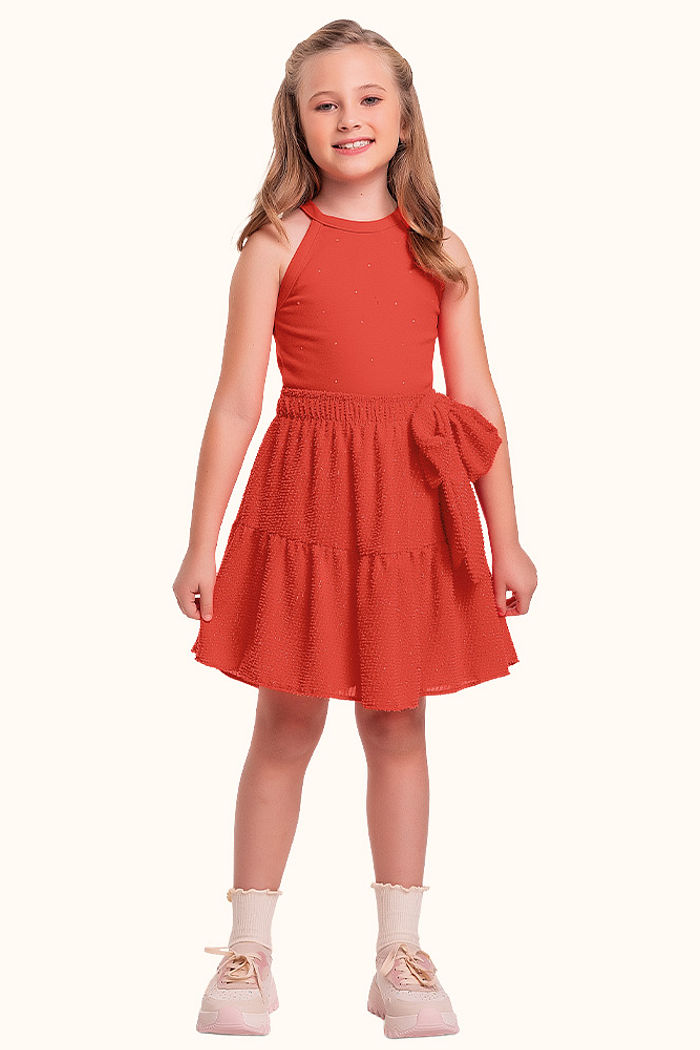 Conjunto regata em cotton leve e short saia em tecido brilho