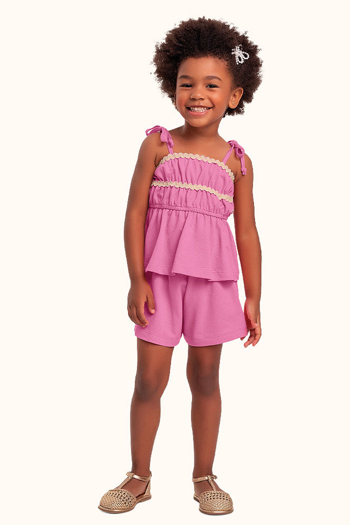 Conjunto blusa de alcinha e short saia em malha favo