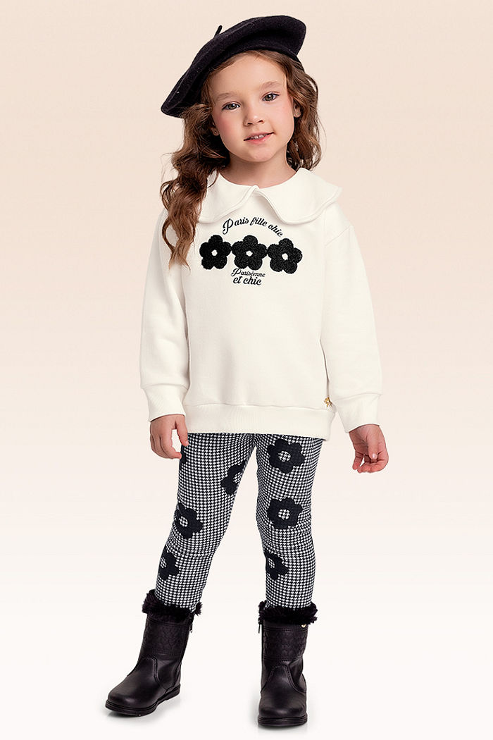 Conjunto blusão em moletom e legging em