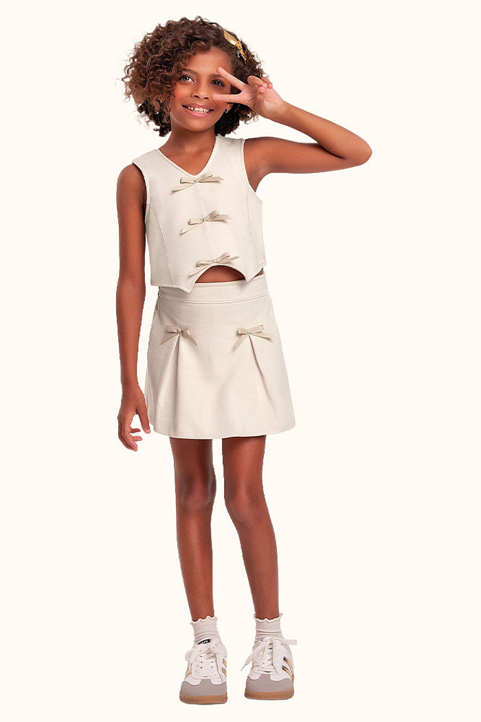 Conjunto regata/short-saia em moletinho com laço decorativo