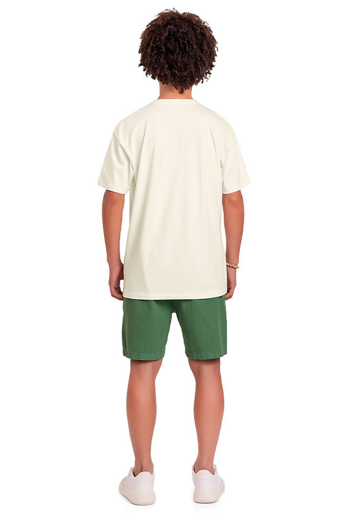 Conjunto camiseta em meia malha e bermuda em sarja