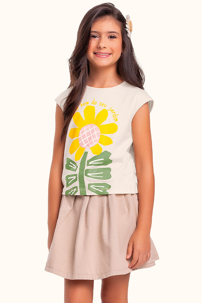Blusa em meia malha flor
