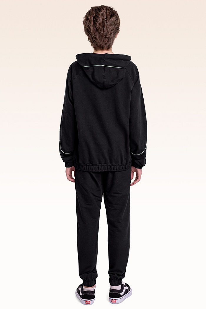 Conjunto blusão com capuz e calça