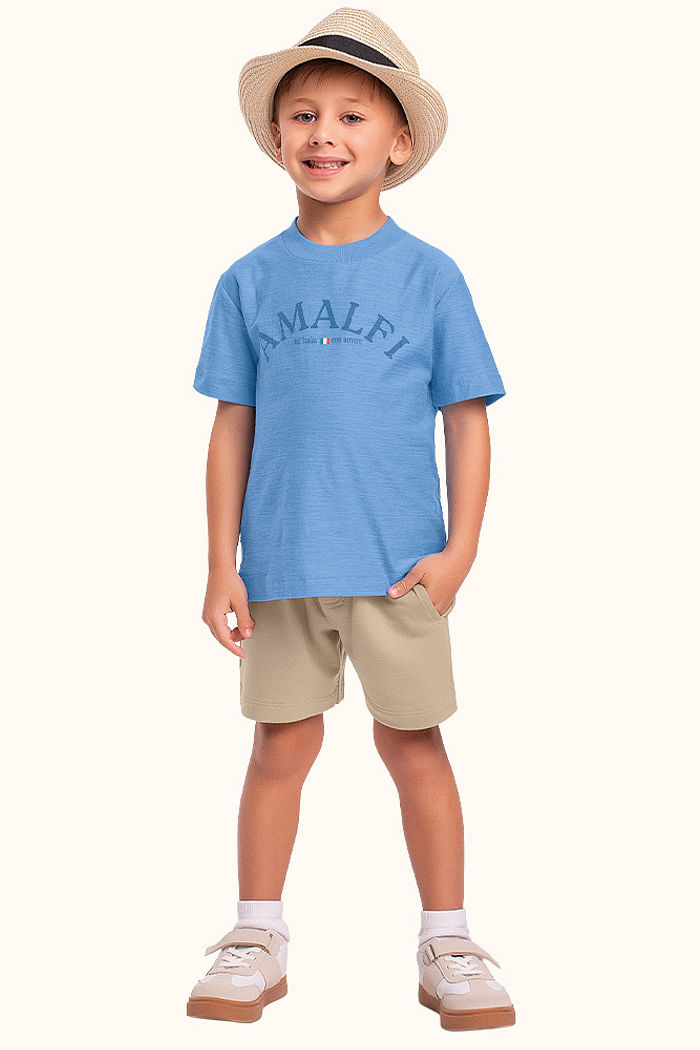 Conjunto camiseta em meia malha flamê e bermuda em moletinho com bolso funcional