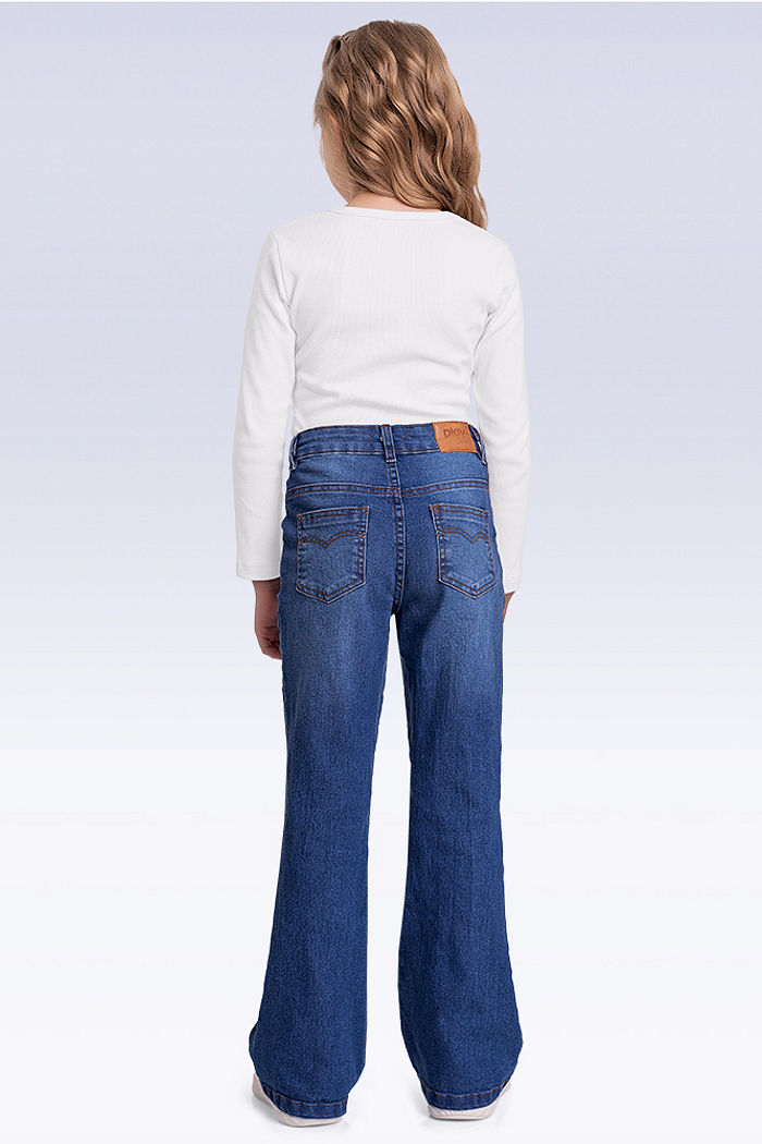 Calça flare jeans