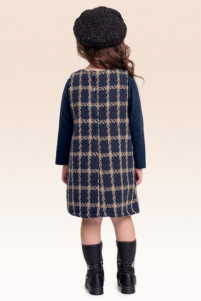 Conjunto blusa manga longa e salopete