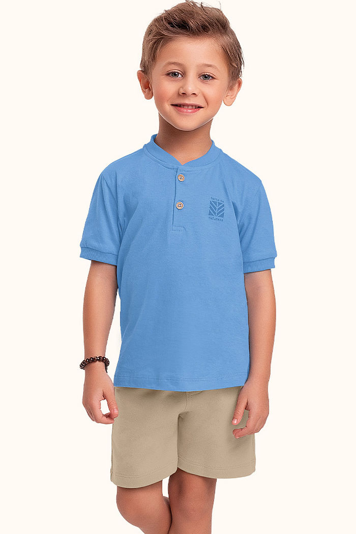 Conjunto em meia malha com abertura com botão funcional e bermuda em moletinho