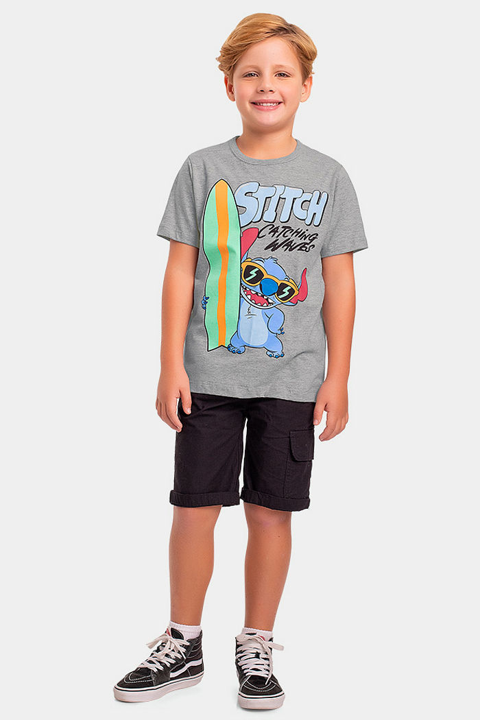 Camiseta manga curta infantil Stitch surf aventureiro em meia malha