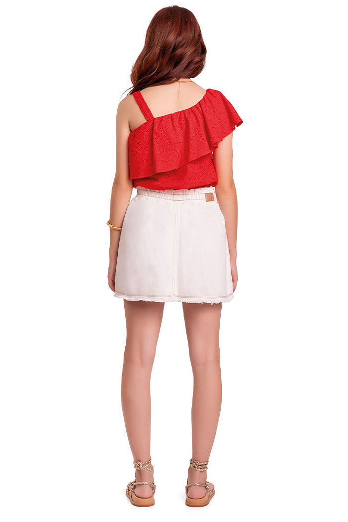 Blusa em tecido laise com forro em meia malha