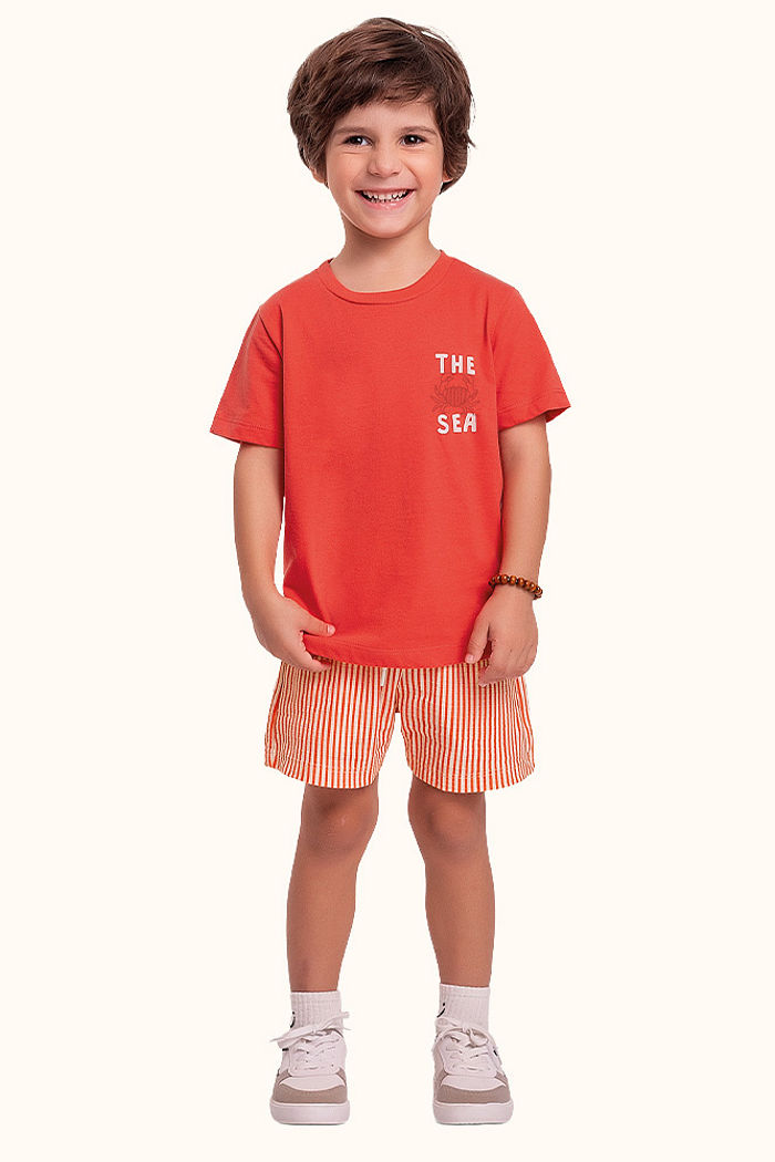 Conjunto camiseta em meia malha e bermuda em malha florence com cadarço decorativo