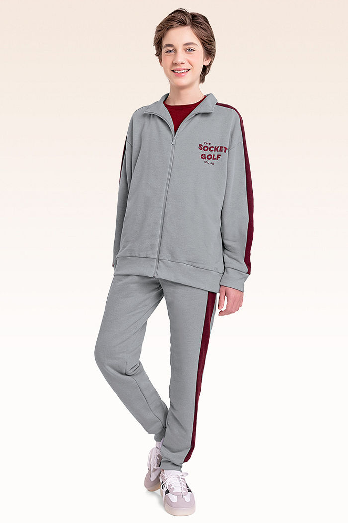 Conjunto jaqueta e calça em moletom moli