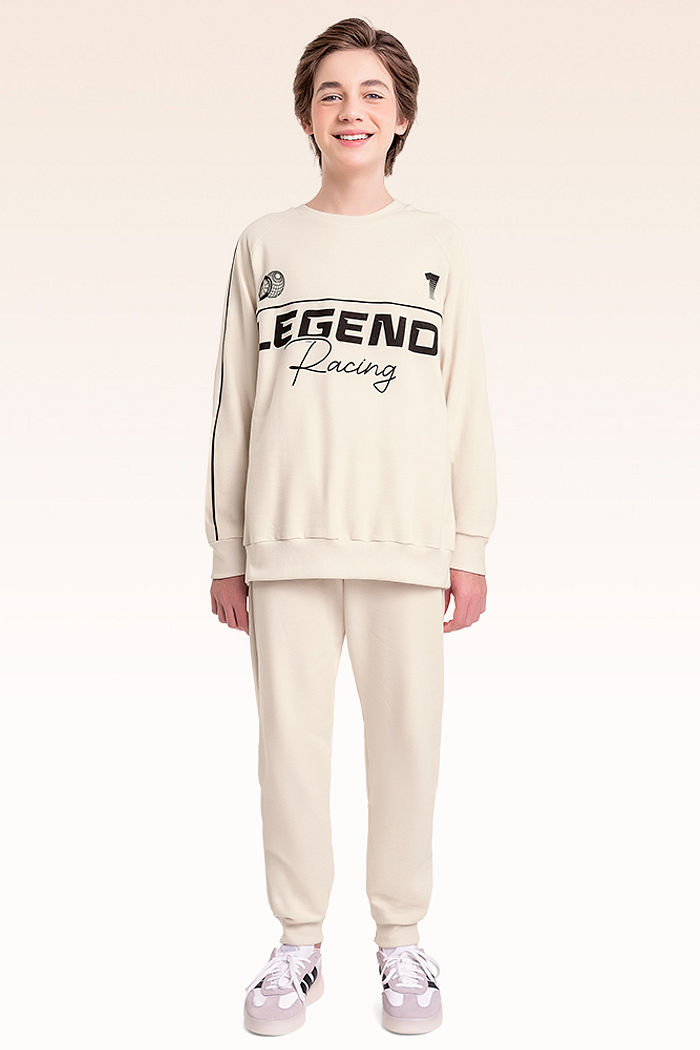 Conjunto blusão e calça em moletom