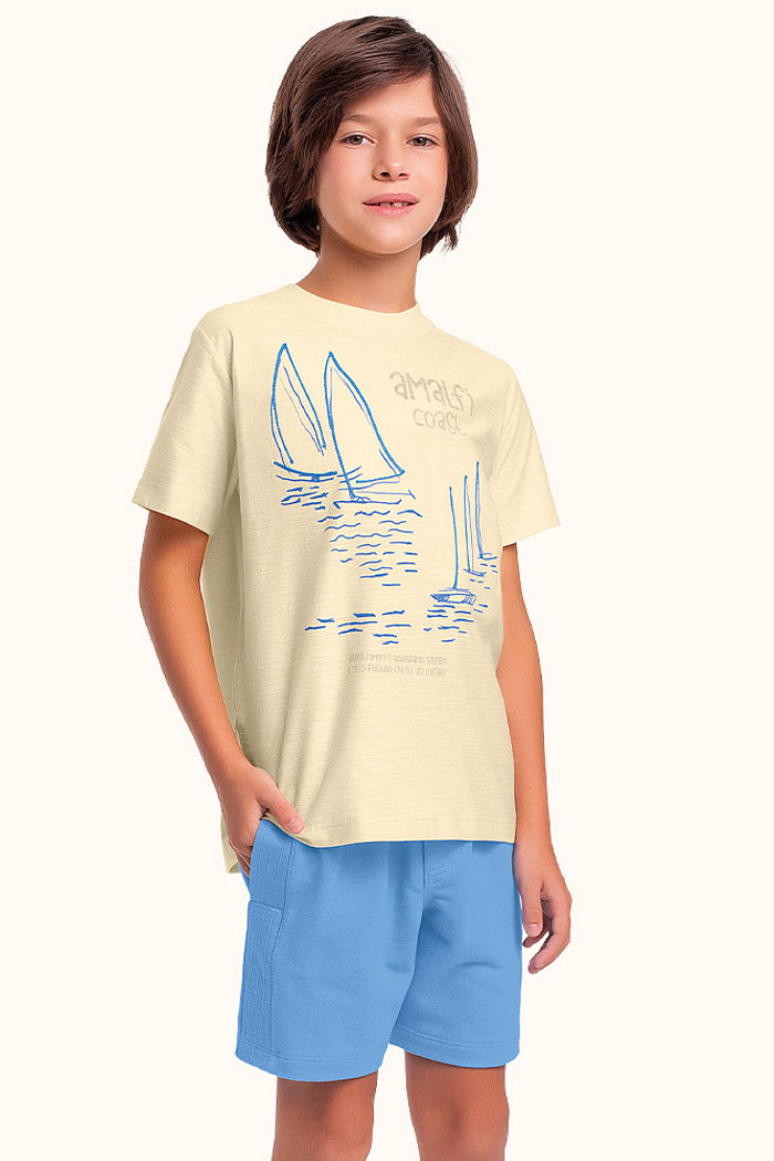 Conjunto camiseta em meia malha flamê e bermuda em moletinho com bordado