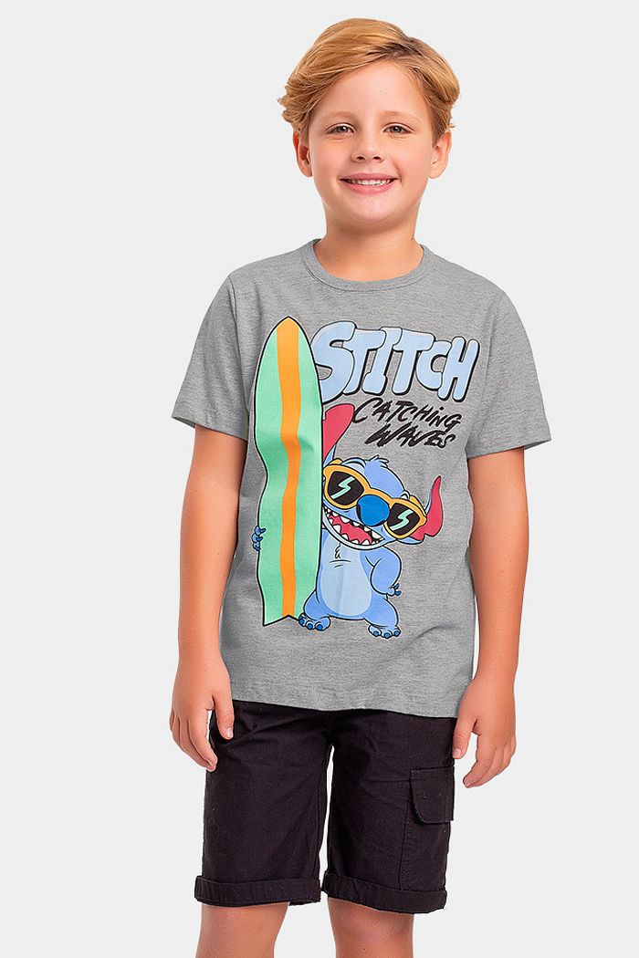Camiseta manga curta infantil Stitch surf aventureiro em meia malha
