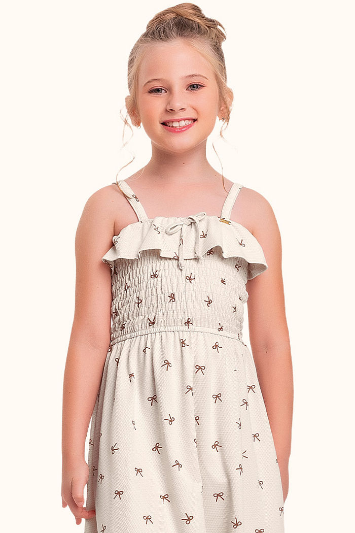 Vestido em malha favo com lastex na frente laços