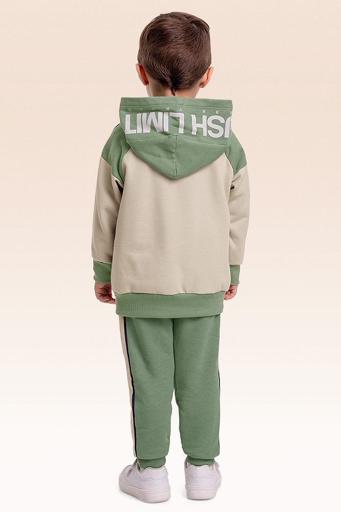 Conjunto blusão com capuz e calça
