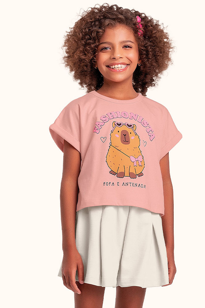 Conjunto blusa capivara em meia malha e short em moletinho