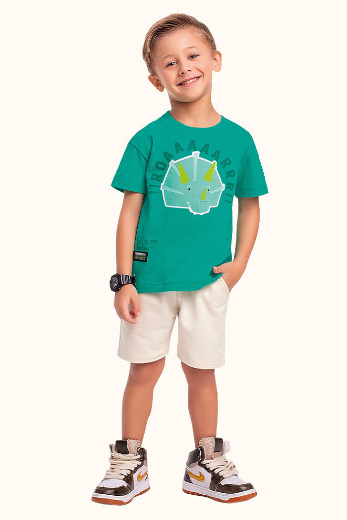 Conjunto em meia malha e bermuda em moletinho roar