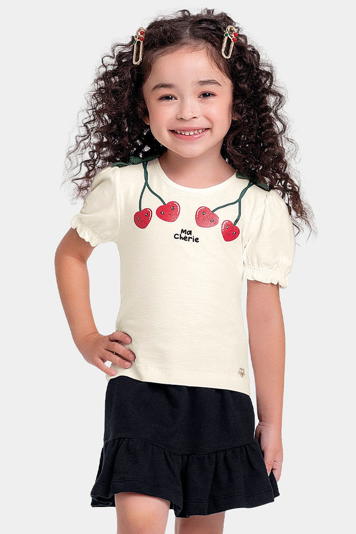 Conjunto blusa de cereja e short-saia