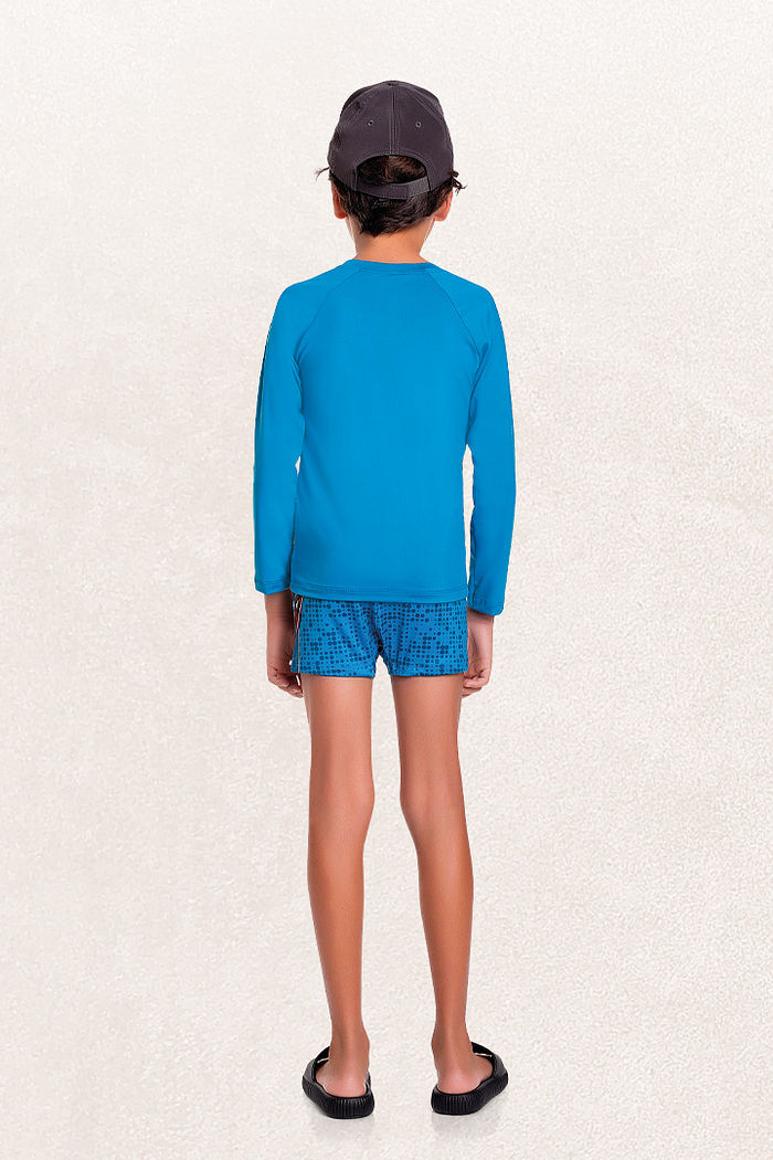 Camiseta manga longa vingadores praia