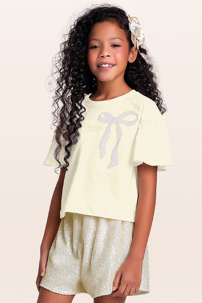 Conjunto blusa e short em tecido lantejoula