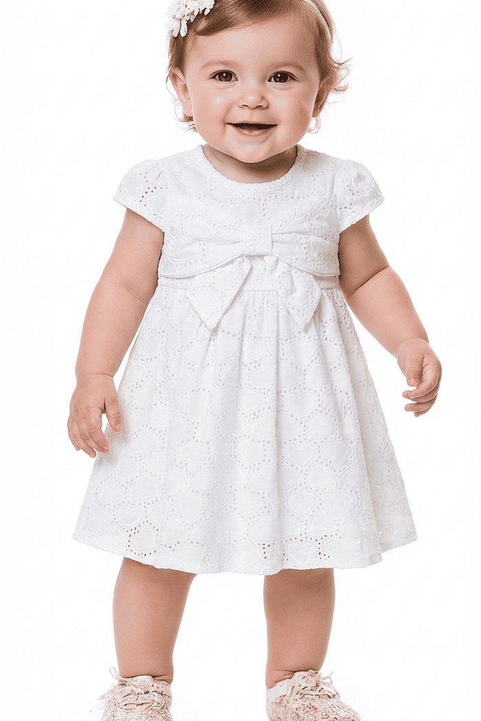 Vestido em laise com elastico na cintura e laço