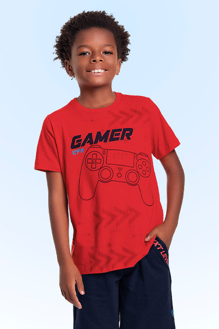 Conjunto camiseta em meia malha e bermuda em moletinho