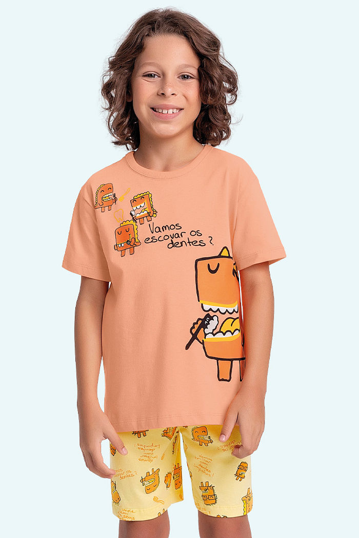 Conjunto pijama camiseta e bermuda monstrinho