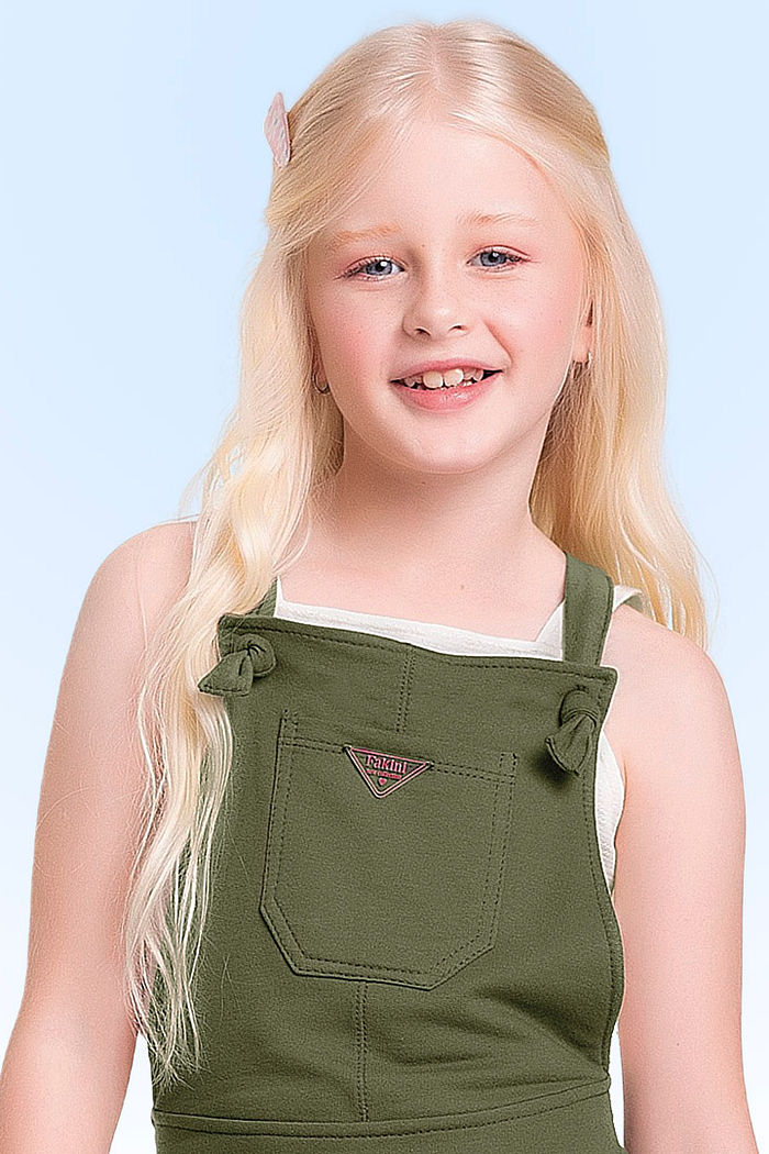 Macacão short-saia em moletinho