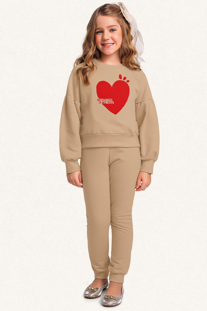 Conjunto blusão e calça em moletom so loving is my way
