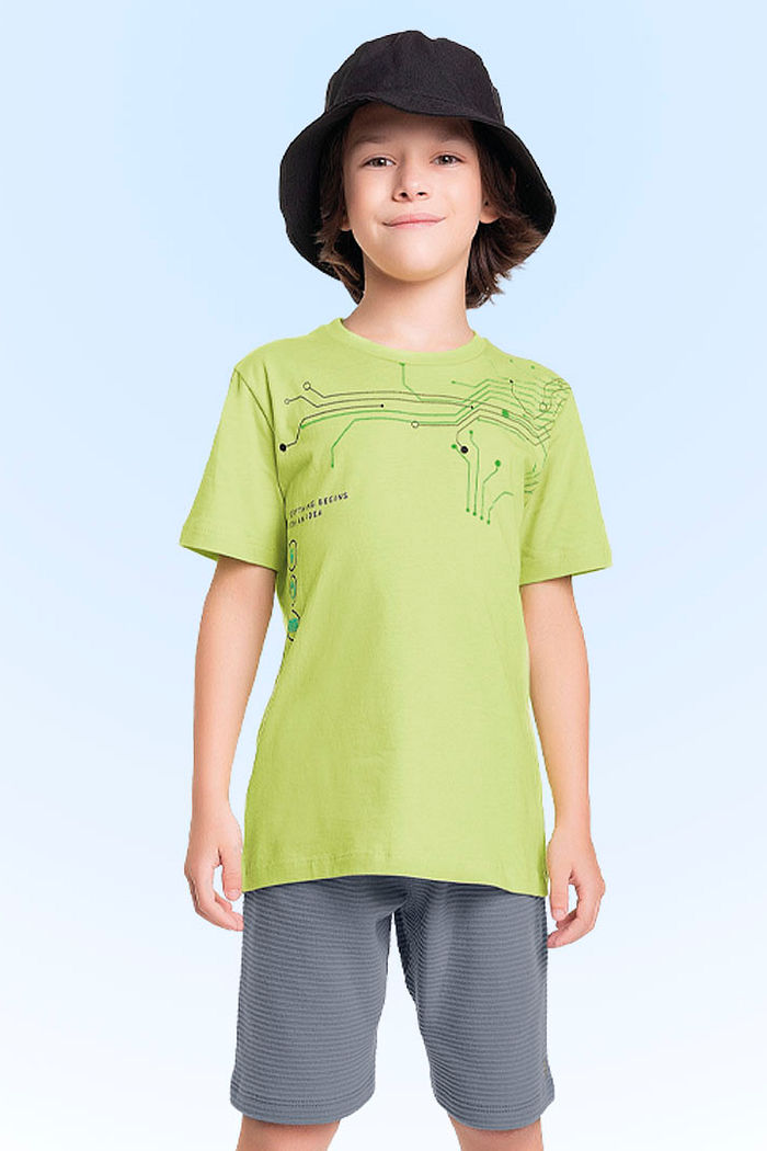 Conjunto camiseta em meia malha e bermuda em malha canelada