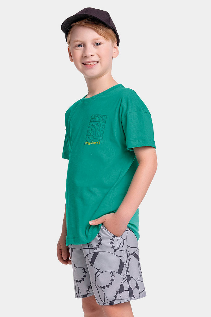 Conjunto camiseta e bermuda em microfibra estampada