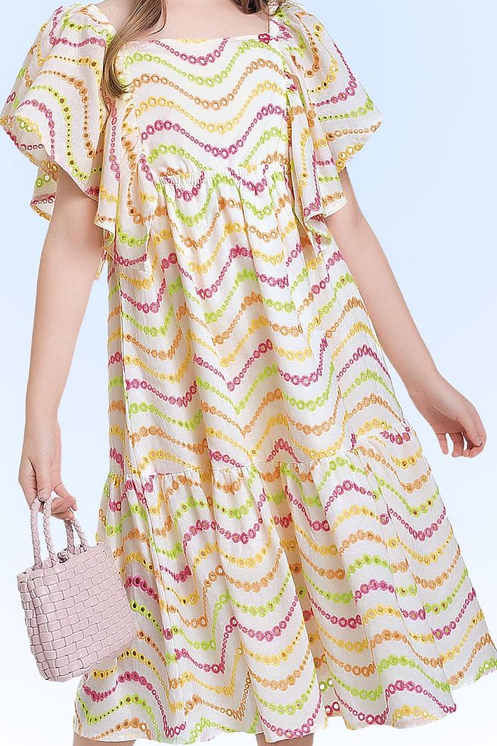 Vestido midi em laise