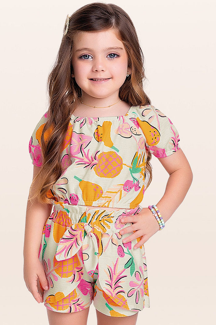 Conjunto blusa e short feira