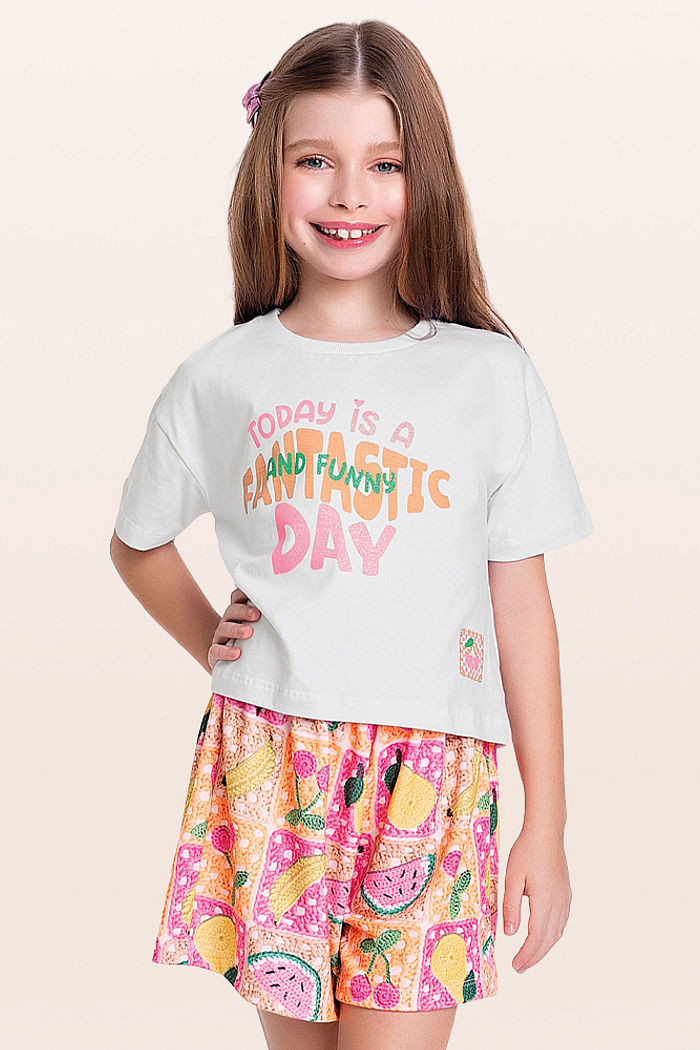 Conjunto blusa e short frutas