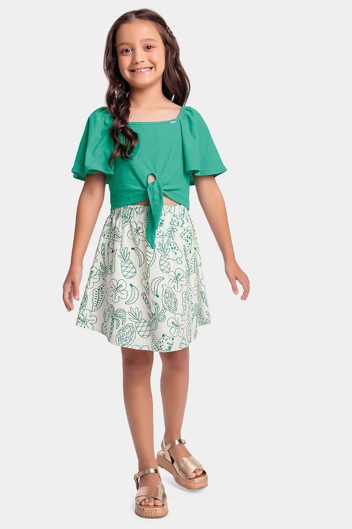 Conjunto blusa em malha florence e short-saia em tecido anaruga liso