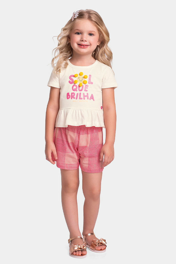 Conjunto blusa com pompom e short xadrez