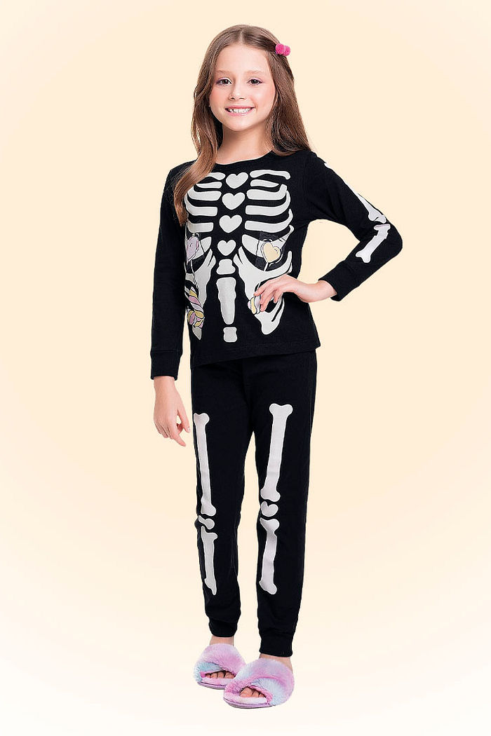 Conjunto pijama blusa manga longa e calça em meia malha