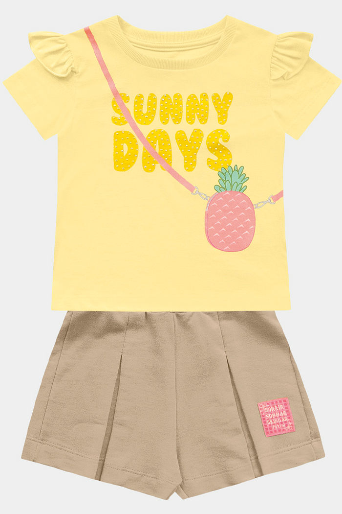 Conjunto blusa de abacaxi e short