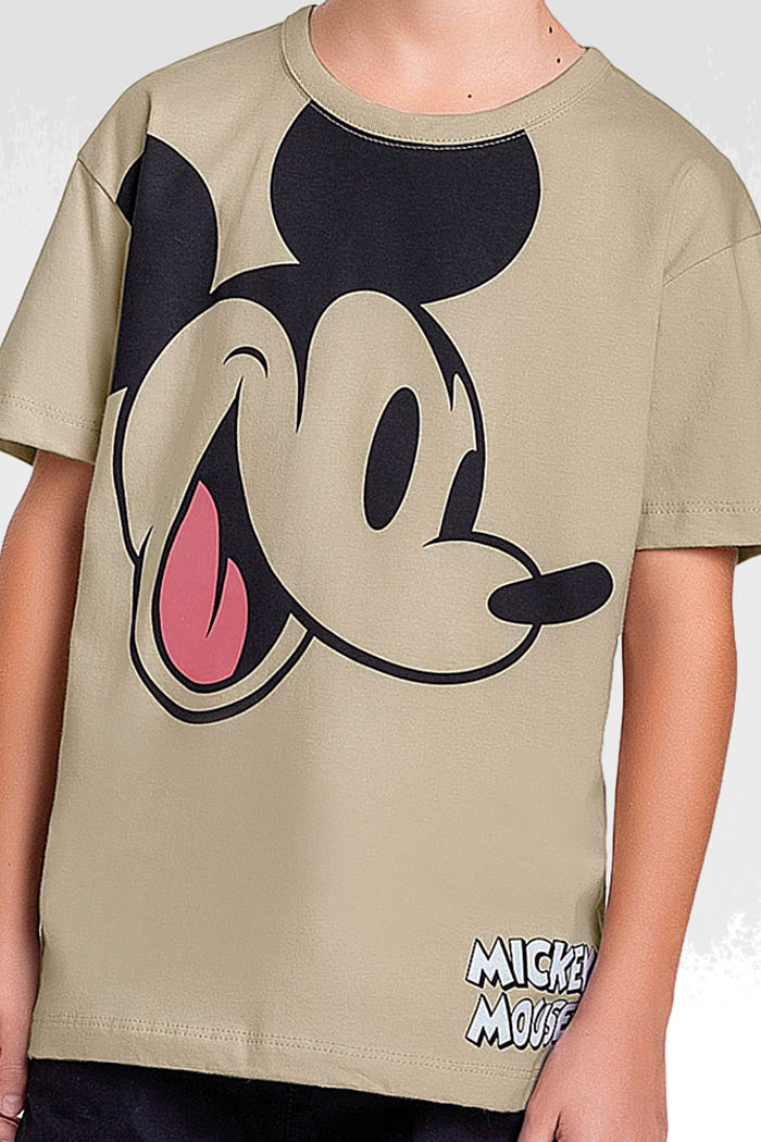 Camiseta em meia malha cara do mickey