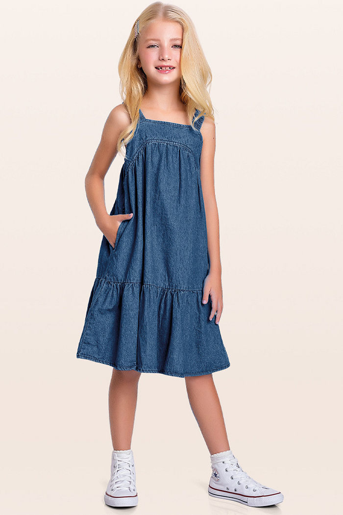 Vestido com bolso em jeans