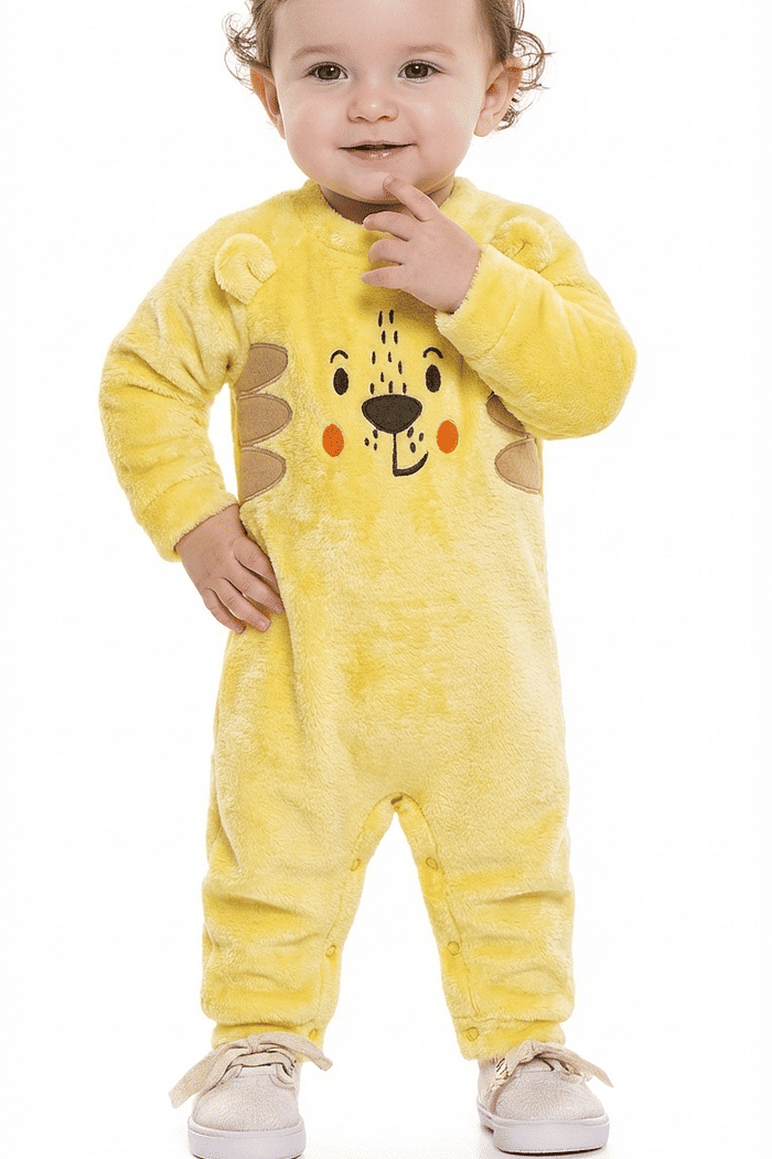 Macacão manga longa em tecido fleece bichinho