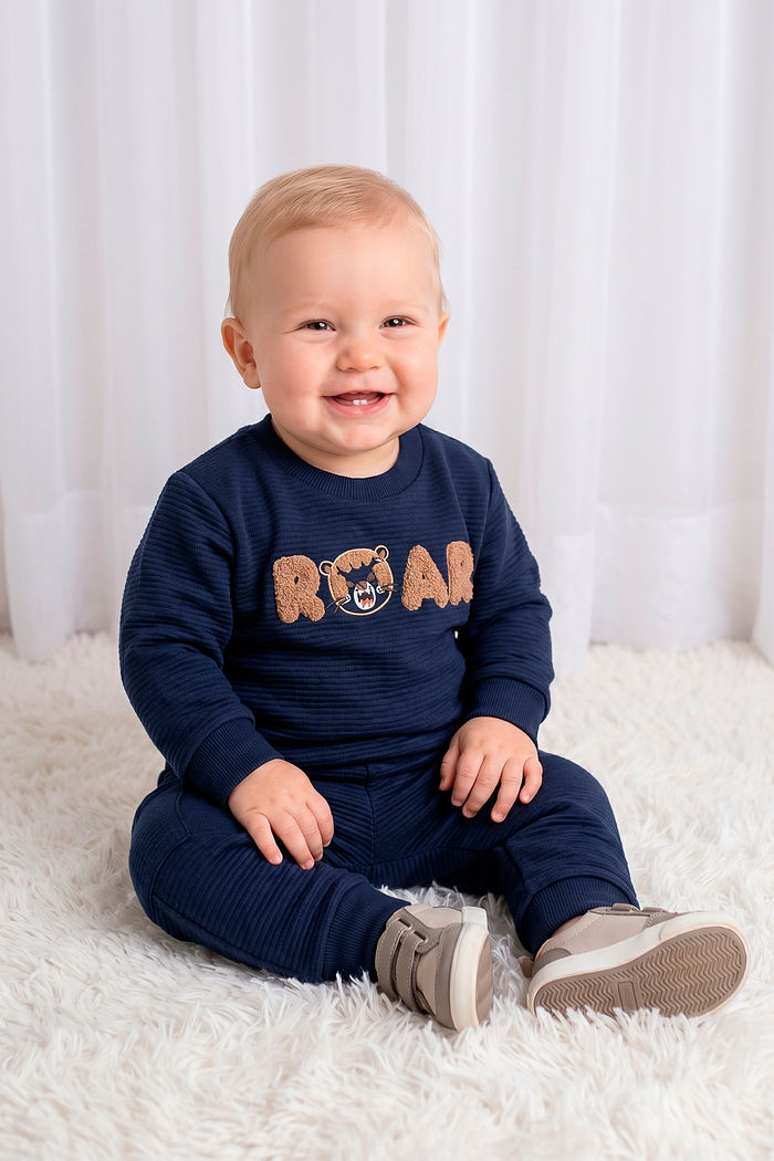 Conjunto blusão e calça em moletom lótus 