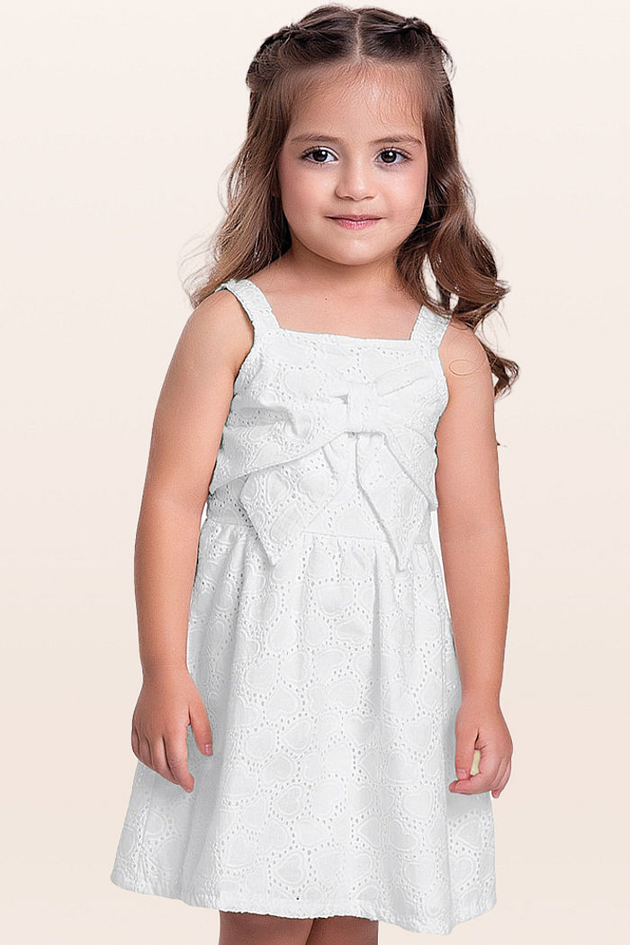 Vestido em laise laço