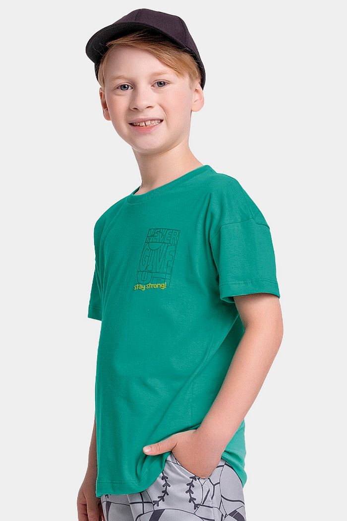 Conjunto camiseta e bermuda em microfibra estampada