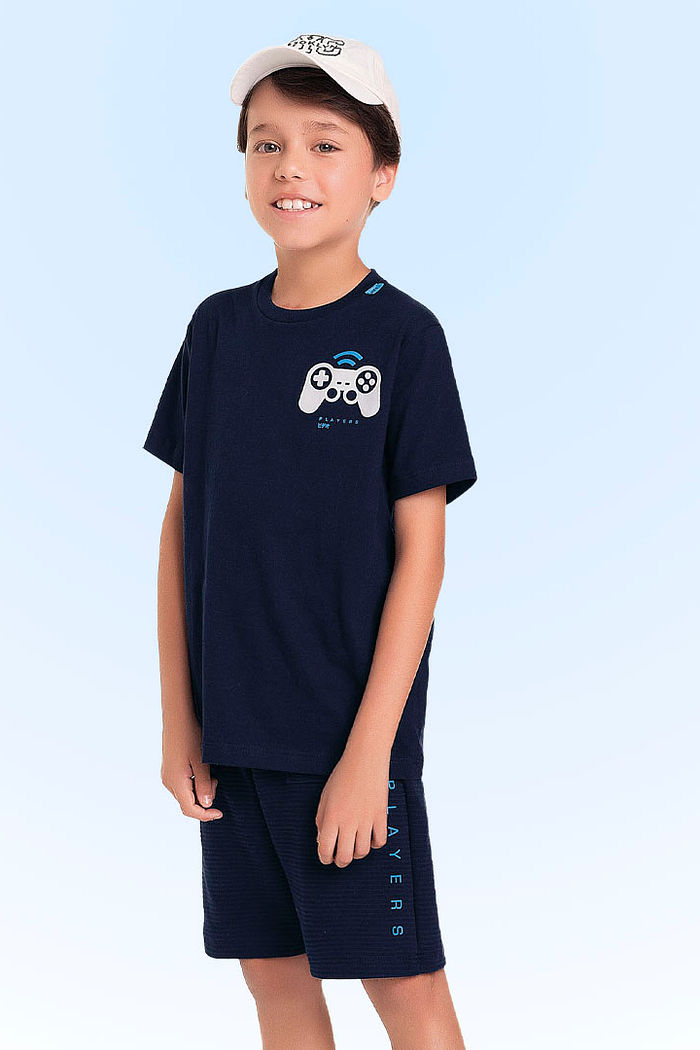 Conjunto camiseta em meia malha e bermuda em malha canelada