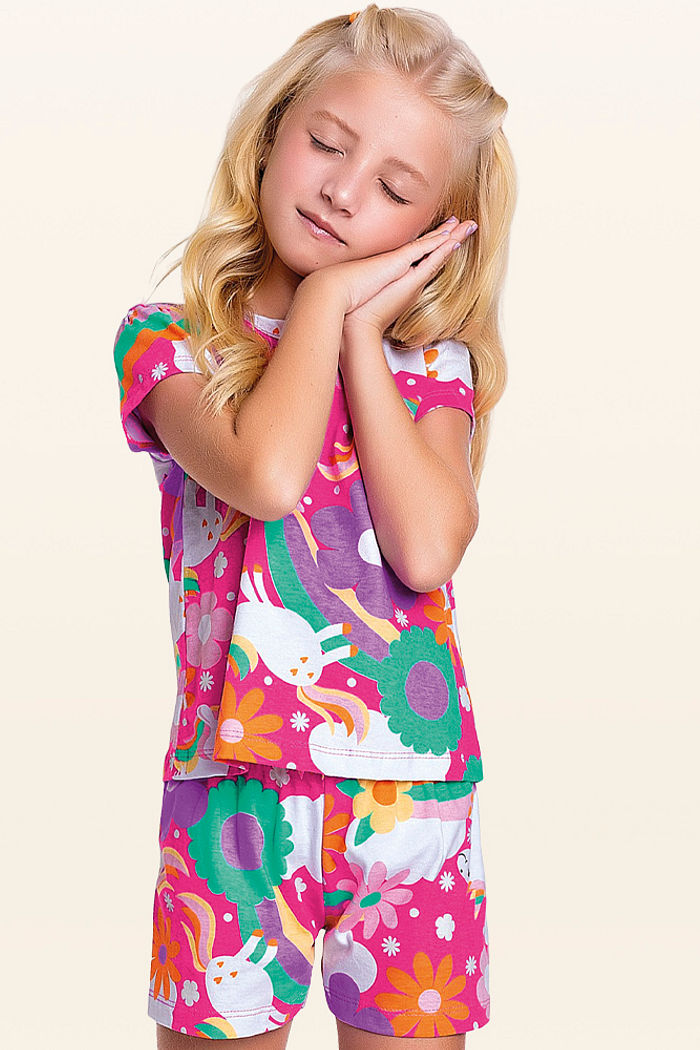 Conjunto pijama blusa e short unicórnios
